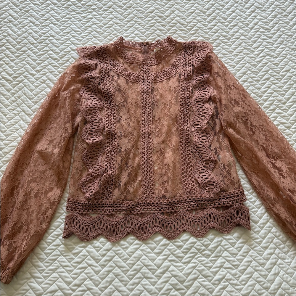 Elegant Lace Blouse in Dusty Pink